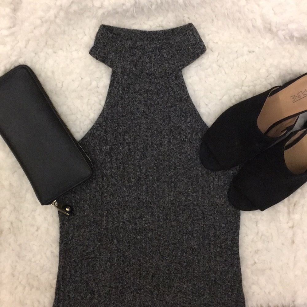 GREY MINI KNITTED DRESS